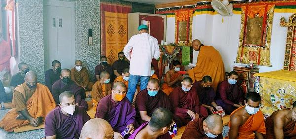 Lễ cúng dường Trai Tăng trên xứ Phật-12