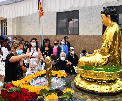 Chùa Việt Nam, Los Angeles - Đại lễ Phật Đản (64)