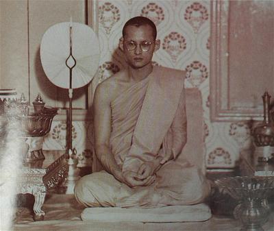 Vua Bhumibol Adulyadej-16