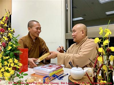 Hòa thượng Thích Như Điển ghé thăm trường đại học Phật Quang - Yilan 28-29_10_2019 (14)