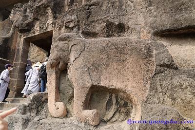 Ajanta cave (141)