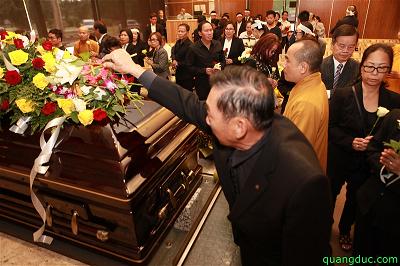Lle di quan hoa tang luat su Nguyen Tan Si (123)
