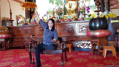Lop Yoga_Dieu Nghiem Trang Thi Chau (8)