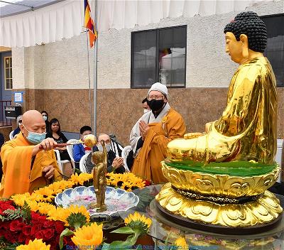 Chùa Việt Nam, Los Angeles - Đại lễ Phật Đản (55)