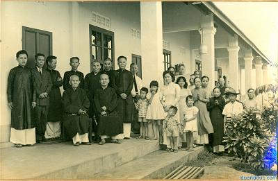 21-Phái đoàn chư Tôn Đức Huế viếng thăm Tổ Đình Long Khánh
