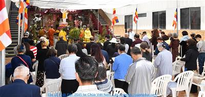 Chùa Việt Nam, Los Angeles - Đại lễ Phật Đản (41)