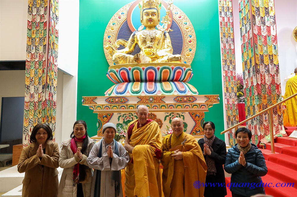 Guru Rinpoche (104)