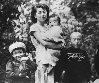 Nữ cư sĩ Mazie Keiko Hirono Thượng nghị sĩ Phật tử đầu tiên của quốc gia Hoa Kỳ 2