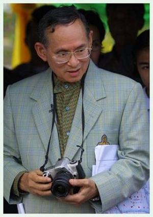 Vua Bhumibol Adulyadej-7