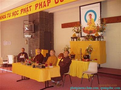 Khoa Tu Hoc Phat Phap Uc Chau ky 3 (27)