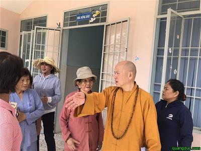 Tang qua tinh thuong Nha Trang 2019 (121)