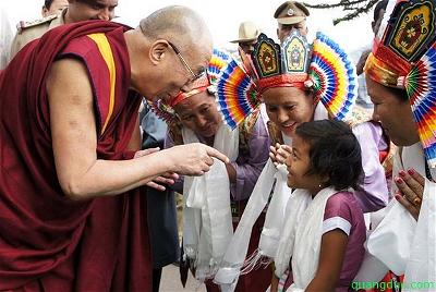 Dalai Lama and young kid 2