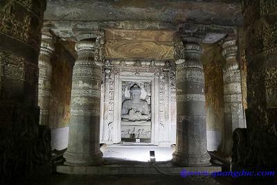 Ajanta cave (36)