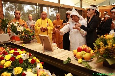 Lle di quan hoa tang luat su Nguyen Tan Si (150)