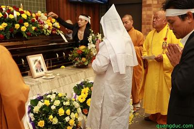 Lle di quan hoa tang luat su Nguyen Tan Si (137)