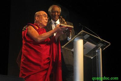 Dalai_Lama (81)