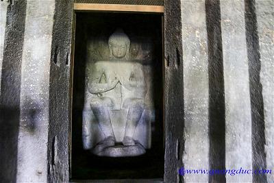 Ellora cave (81)