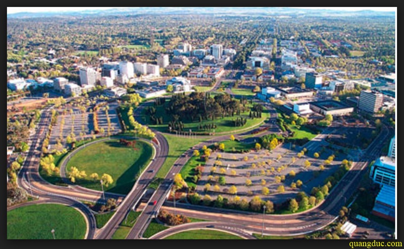 Canberra_4