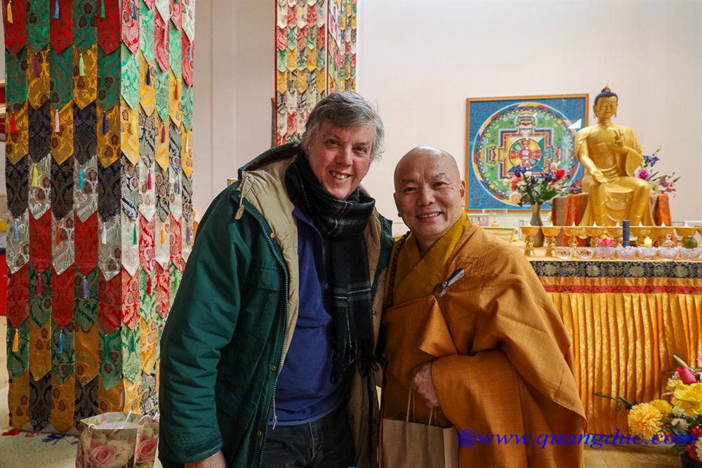 Guru Rinpoche (100)