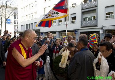 Dalai_Lama (108)