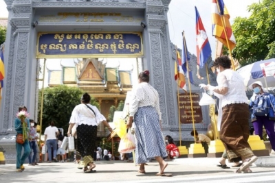 Thủ tướng Campuchia cho biết dịch Covid19 đã Tấn công gần một nửa số chùa Phật giáo ở Thủ đô Phnom Penh 1