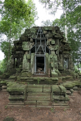 Việc Gia cố Bên ngoài ngôi Cổ tự Angkor Vương quốc Phật giáo Campuchia đã Hoàn thiện 3