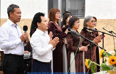 Chùa Việt Nam, Los Angeles - Đại lễ Phật Đản (22)