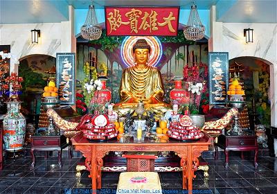 Chùa Việt Nam, Los Angeles - Đại lễ Phật Đản (5)