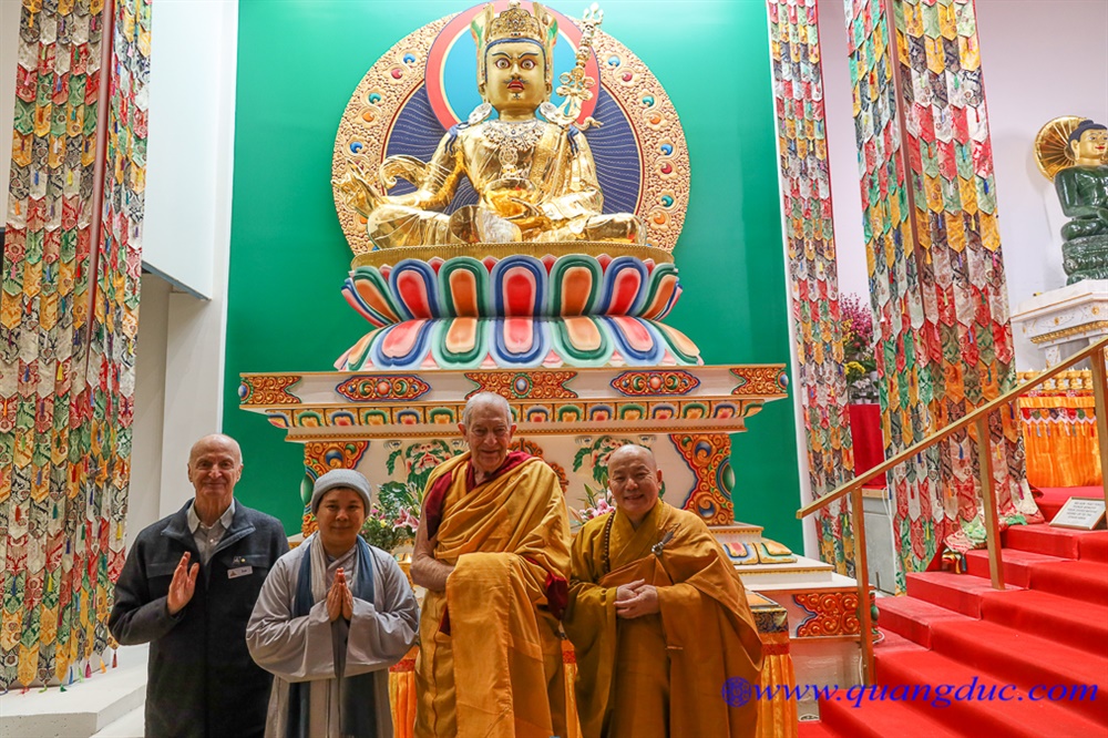Guru Rinpoche (105)