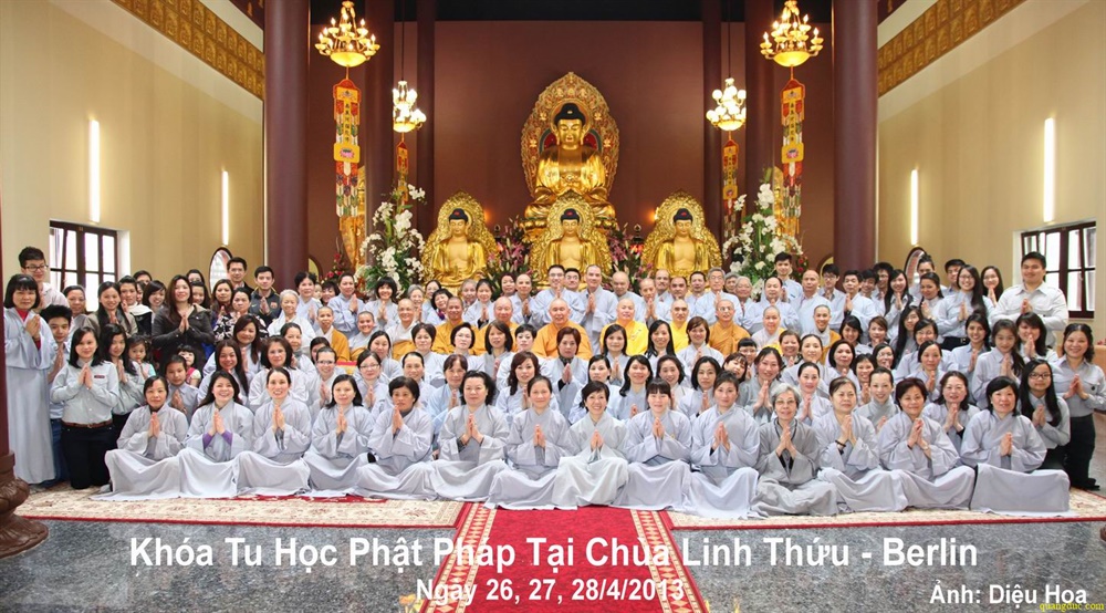 Hoang phap Au Chau 2013 (6)
