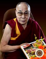 his-holiness-dalai-lama-quan-chieu-moi-vat-le-thuoc-tren-tu-tuong-nhu-the-nao